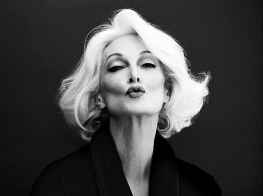 O impacto de Carmen Dell’Orefice nas passarelas