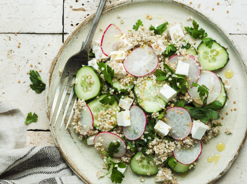 7 receitas de salada de pepino