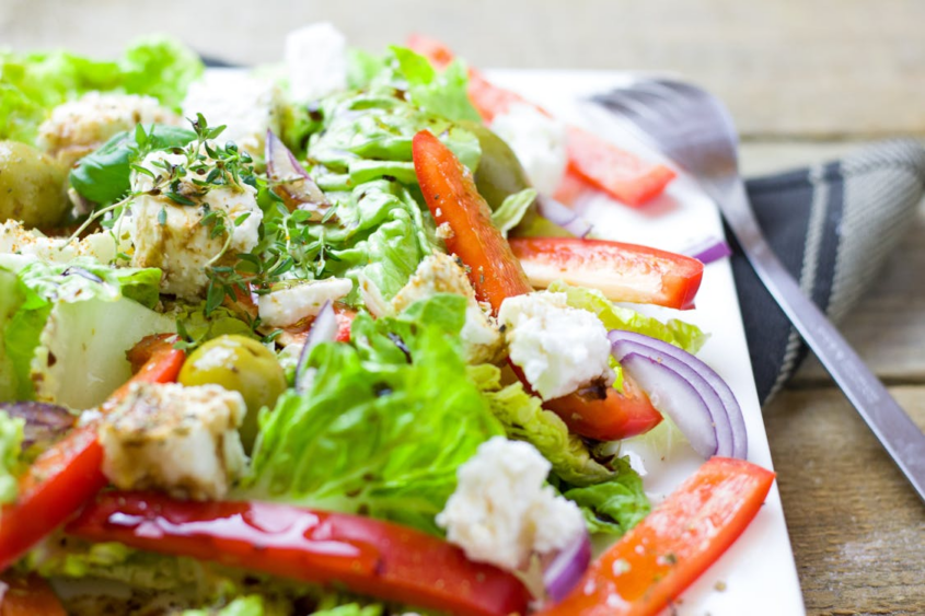 Receitas de saladas refrescantes para o verão