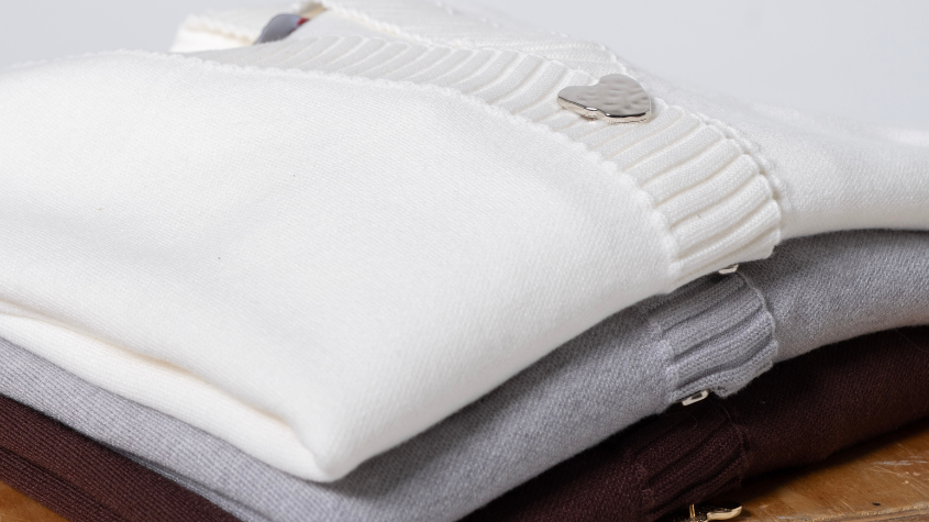 Cardigan no dia a dia: combinações criativas para fugir do óbvio